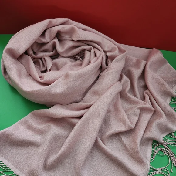 Elegant Blush Pink Pashmina Not Labelled GUC - Picture 3 of 3